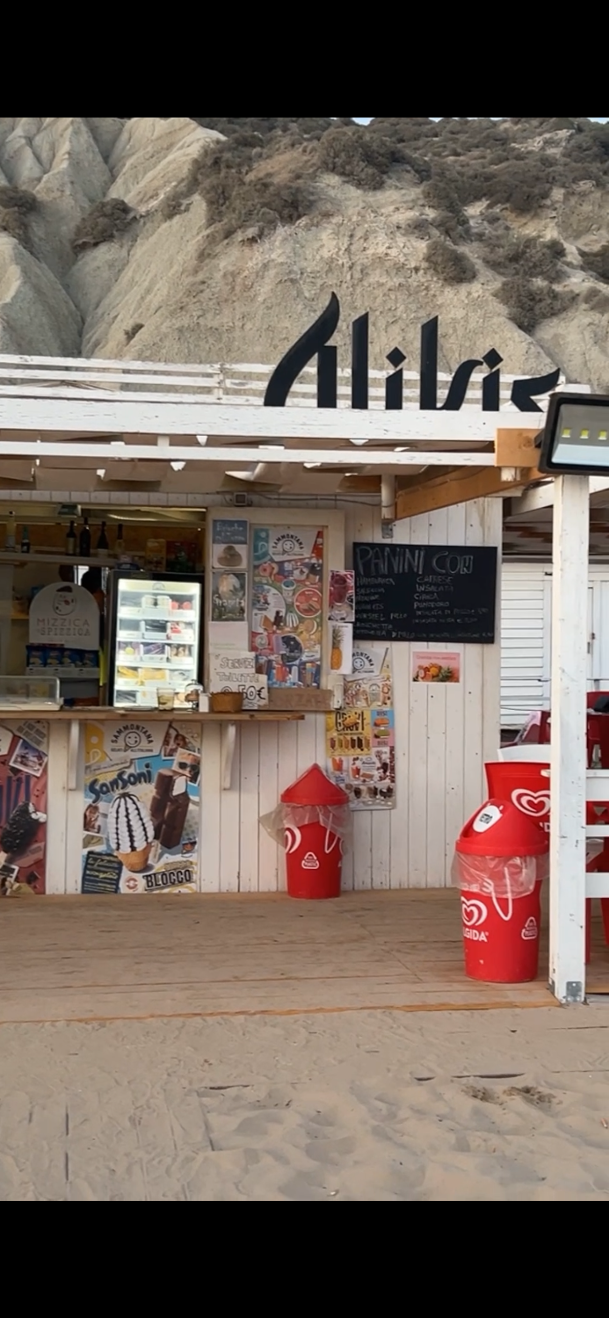 Lido Alikis — foto 1