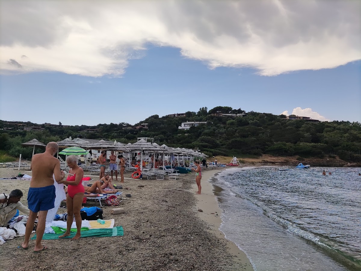 Spiaggia dei Sassi a Olbia — foto 2