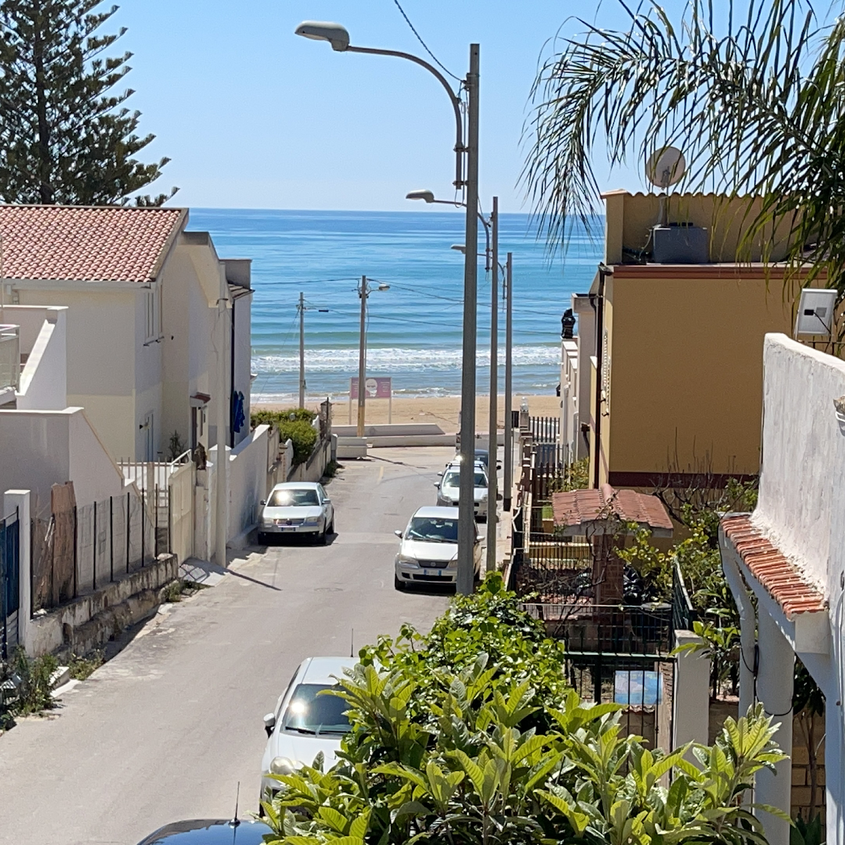 B&B La Scala dei Turchi Beach — foto 1
